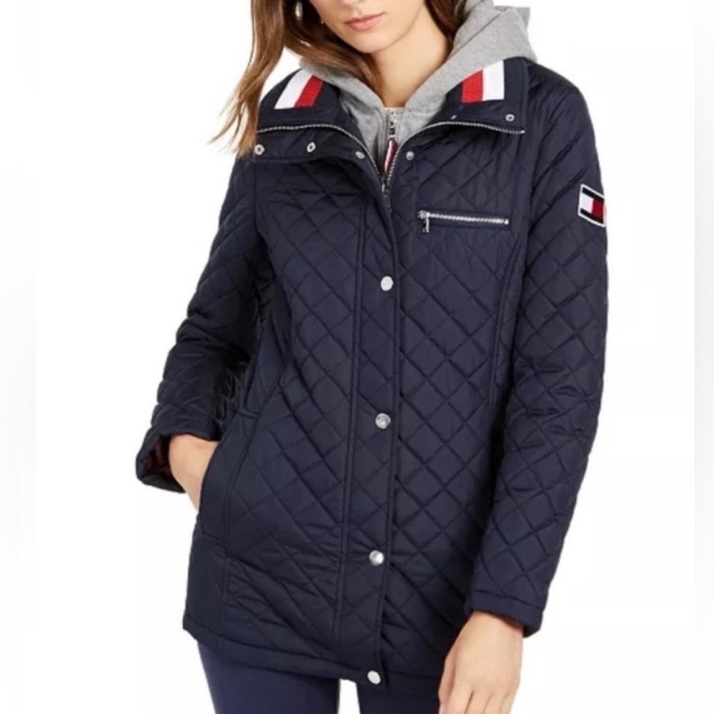 Tommy Hilfiger Women's Navy Quilted Jacket w/ Zip-insert Hoodie-Medium -
EUC